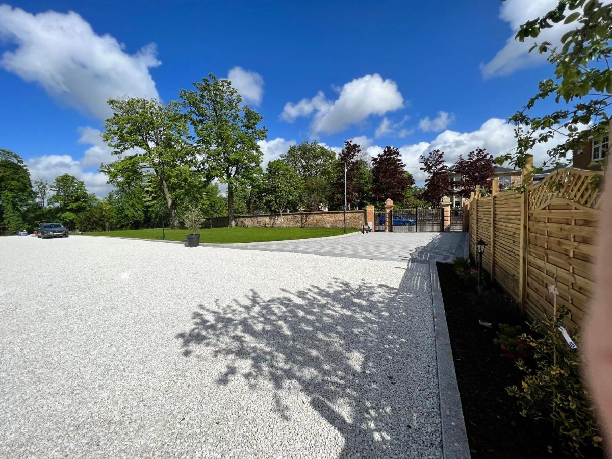 Beautiful 4-Bed Villa In Glasgow Eksteriør billede